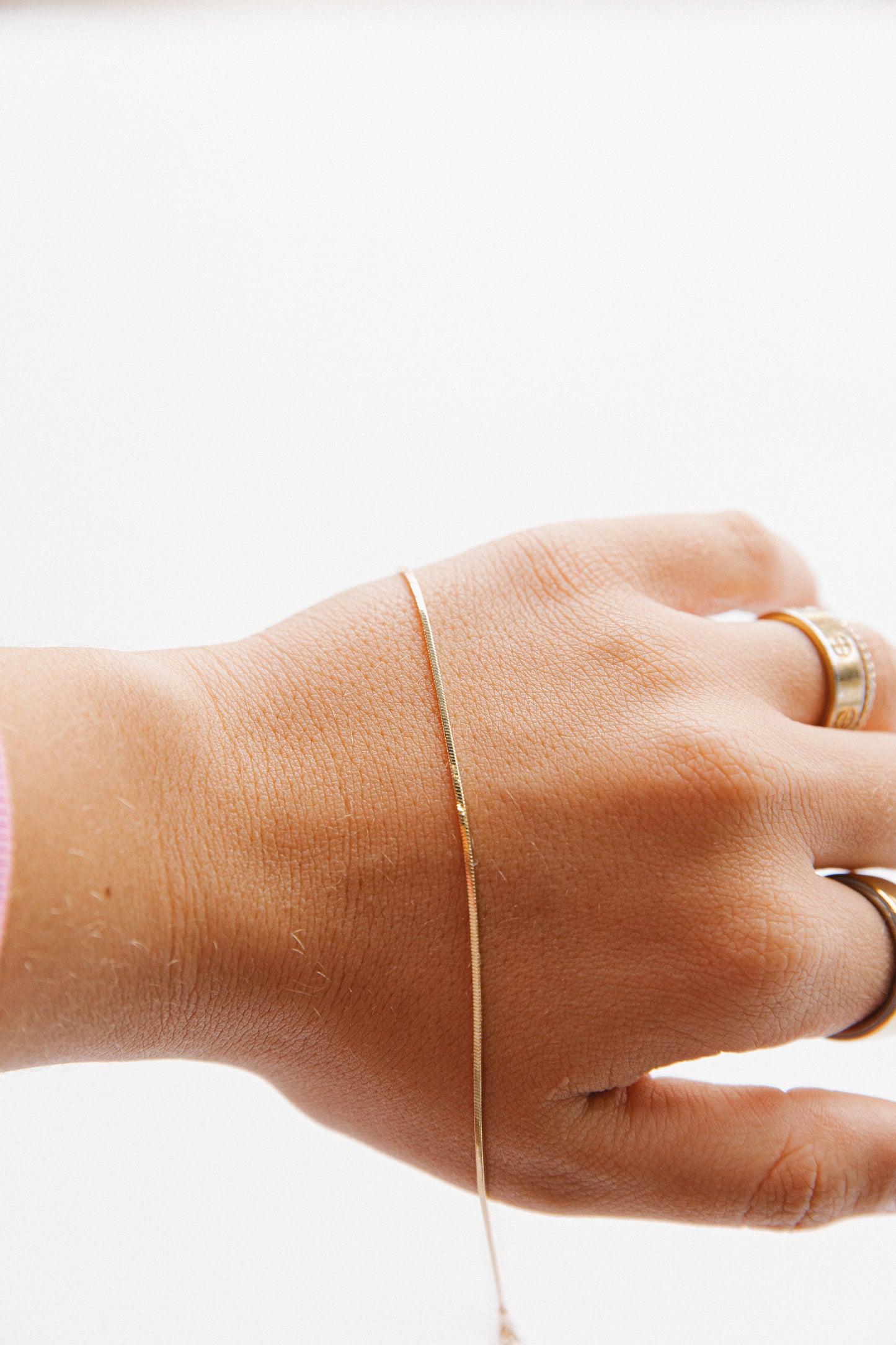 Water-Resistant Herringbone Necklace