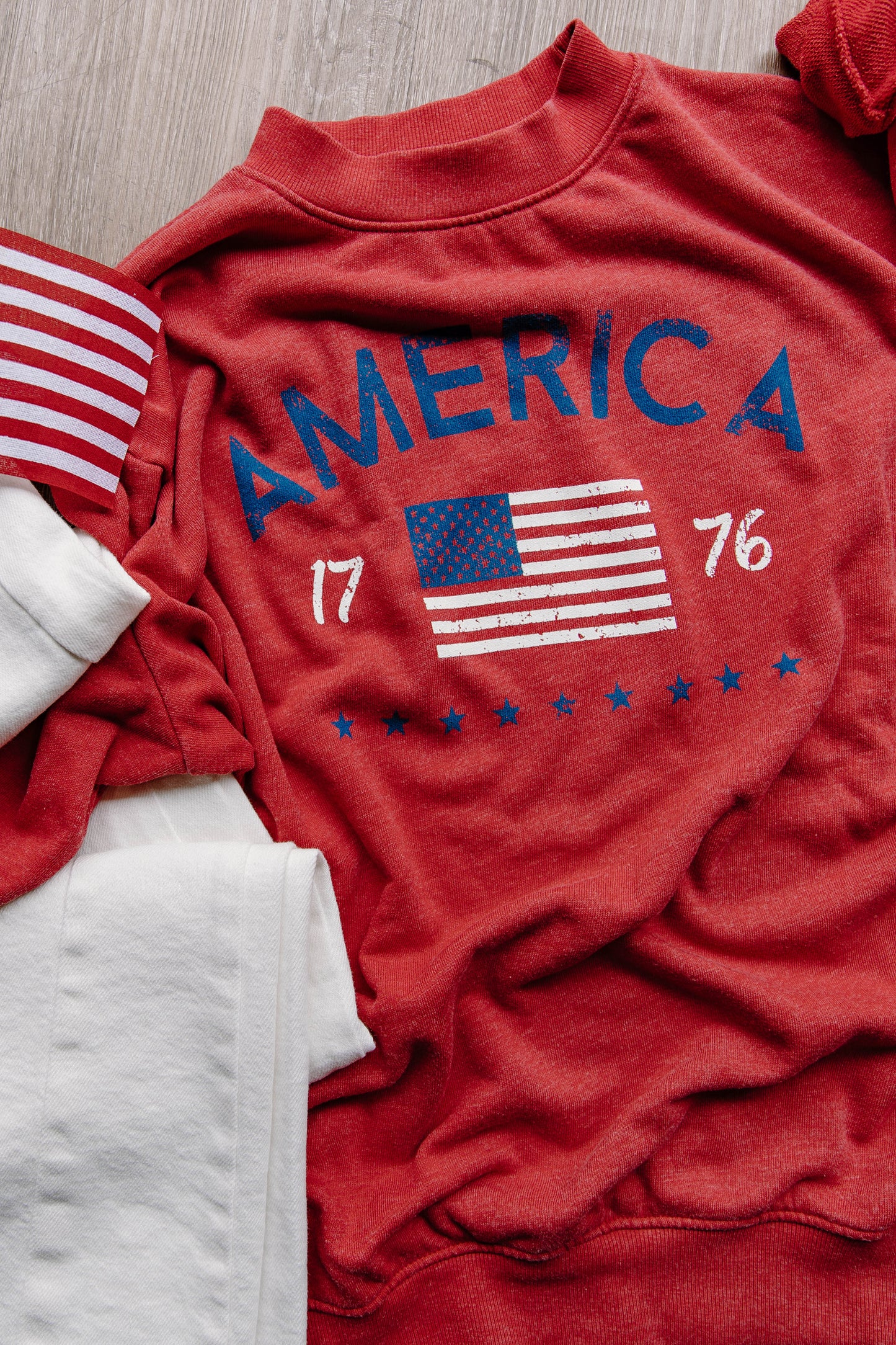 America Grapic Crewneck