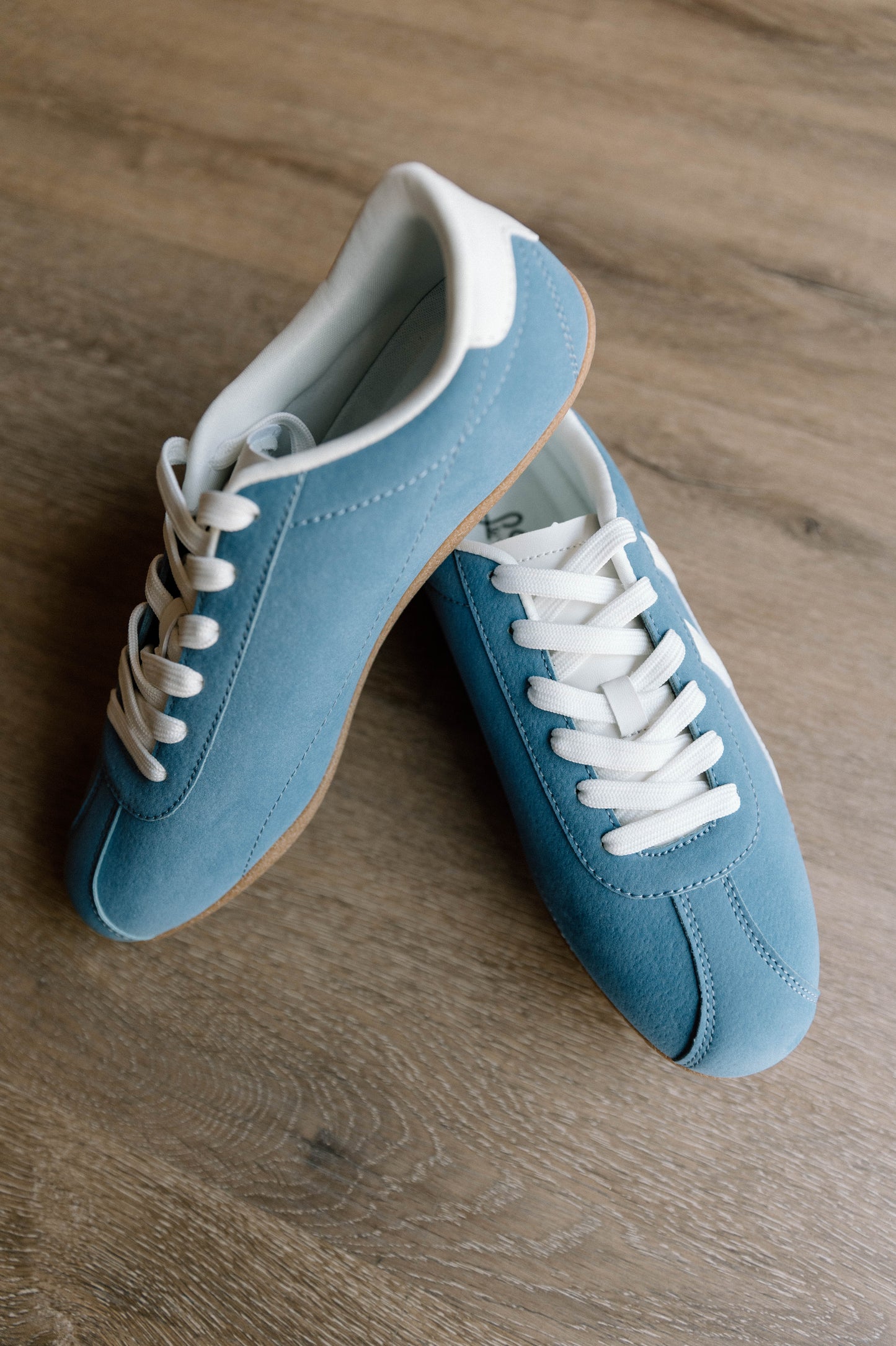 Court Style Sneaker