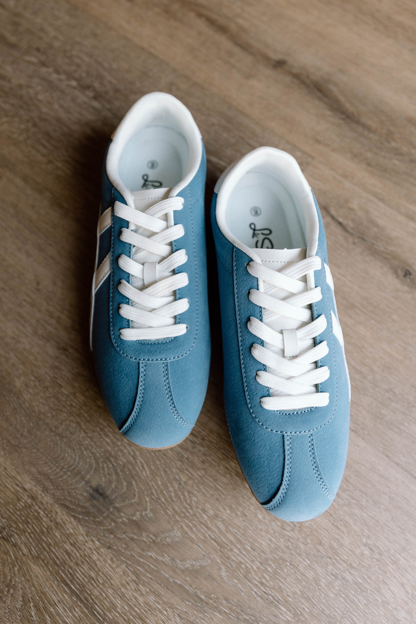 Court Style Sneaker