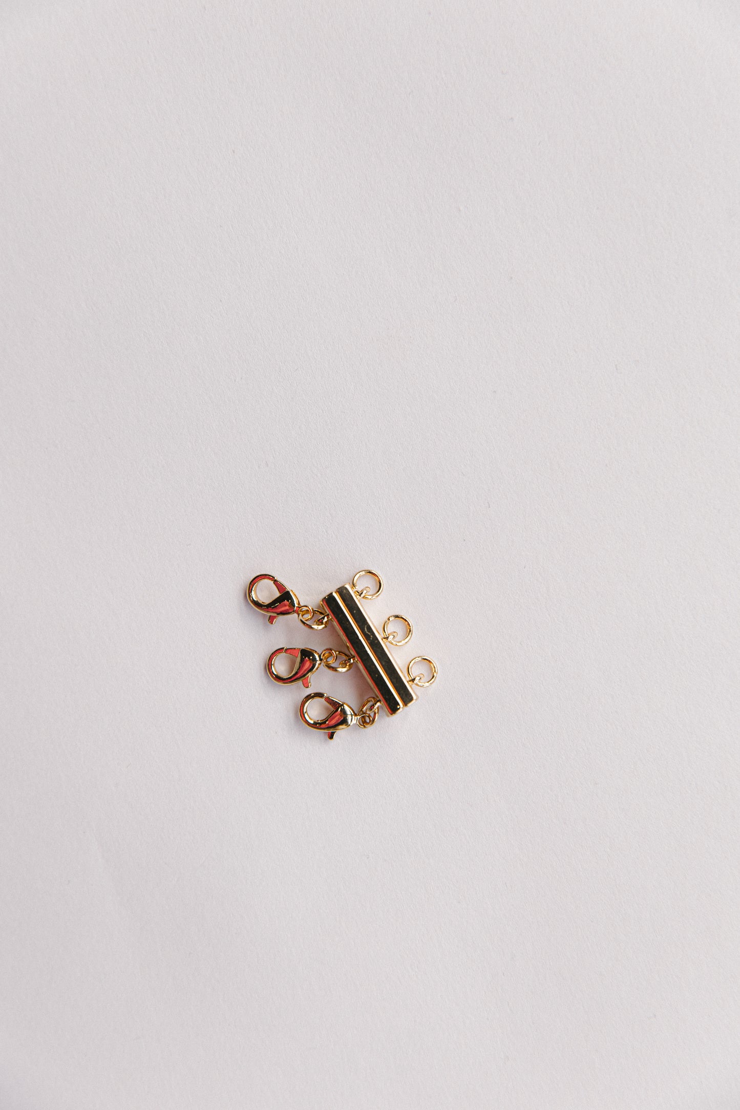 Necklace separator