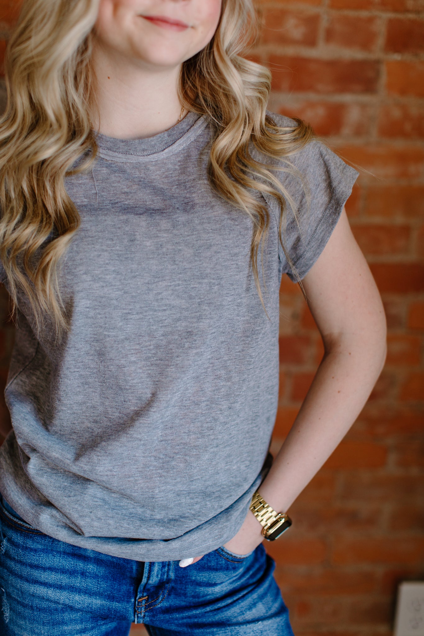 Gray tee