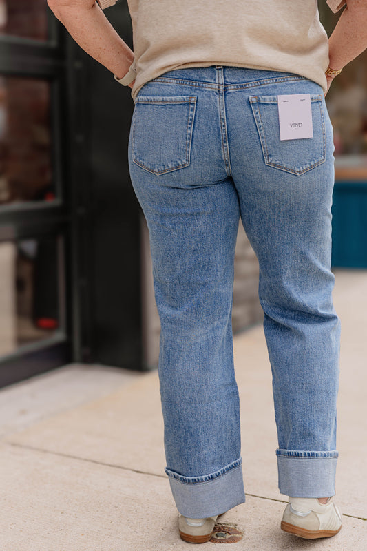 Mid Rise Cuffed Jean