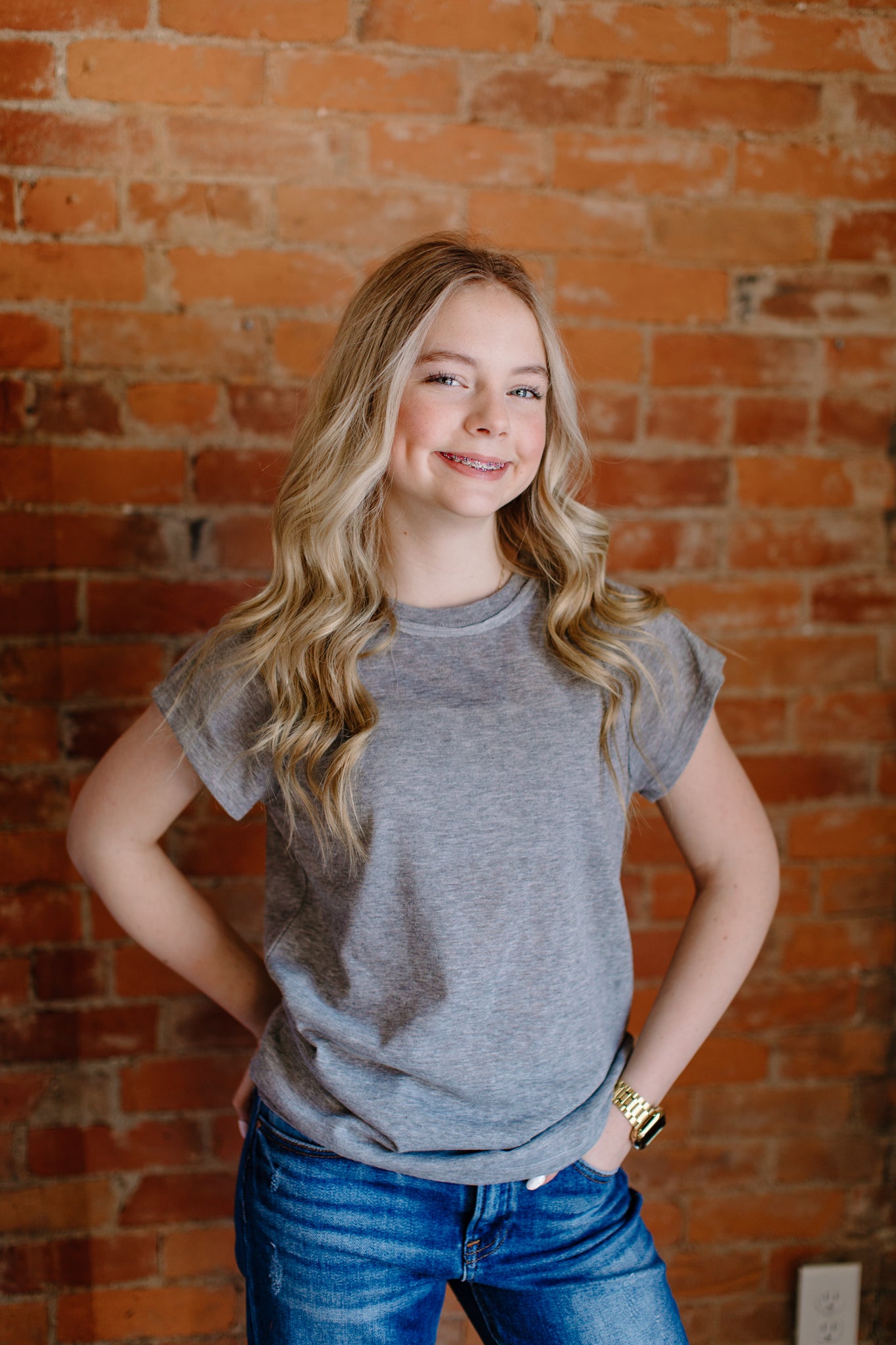 Gray tee
