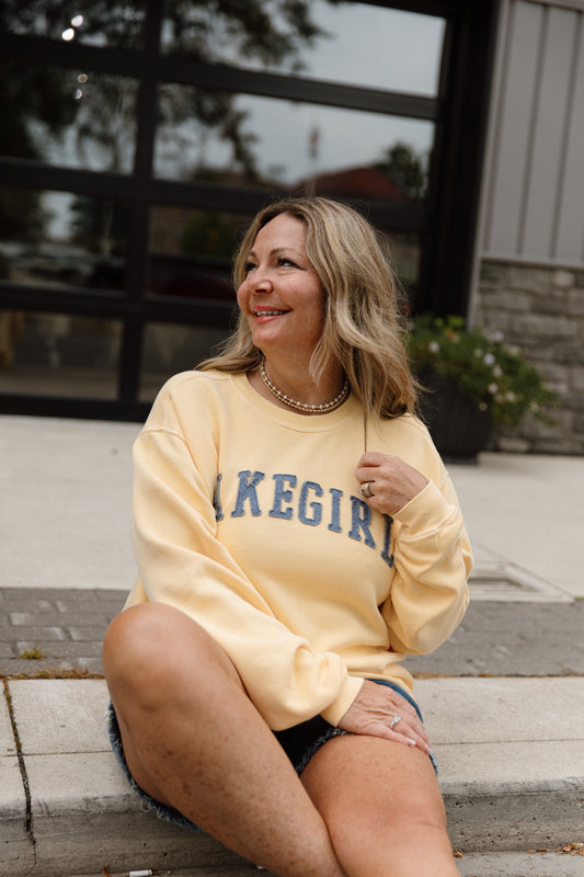 Lakegirl Essential Crewneck